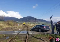 Samochód zderzył się z drezyną - zdjęcie główne