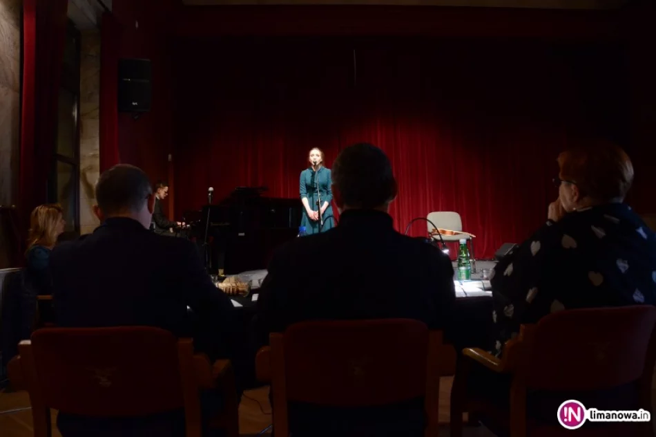 Sama napisała muzykę i jest najlepsza w regionie - zdjęcie 3