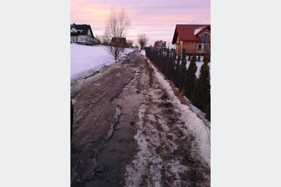 Droga jak wojskowy poligon - zdjęcie 3