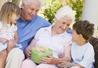 Rola dzieci w transmisji koronawirusa - WHO sceptycznie o badaniach - zdjęcie główne