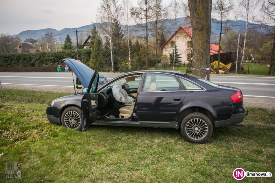 Groźnie wyglądające zderzenie dwóch aut na 'krajówce' (wideo) - zdjęcie 3