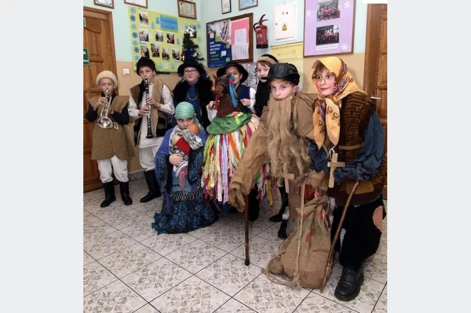 Wysokie miejsca gminnych kolędników na XX Powiatowym Przeglądzie Kolędniczym  - zdjęcie 12