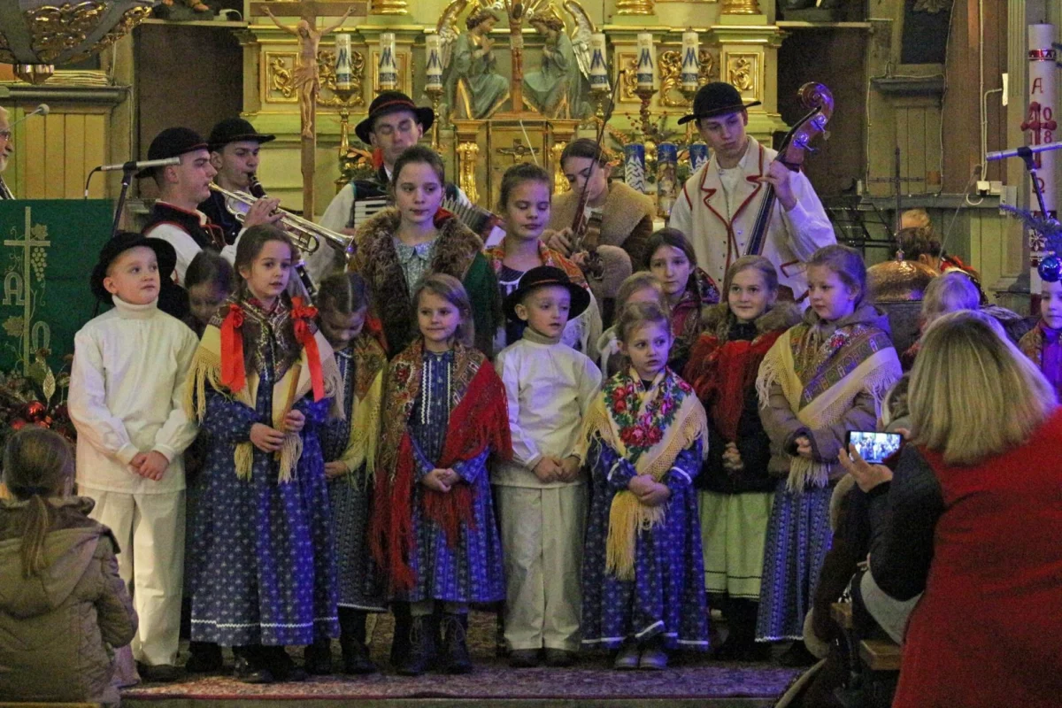 "Na szczęście, na zdrowie, na to Boże Narodzenie...." - za nami koncert kolęd "Hej kolęda!"