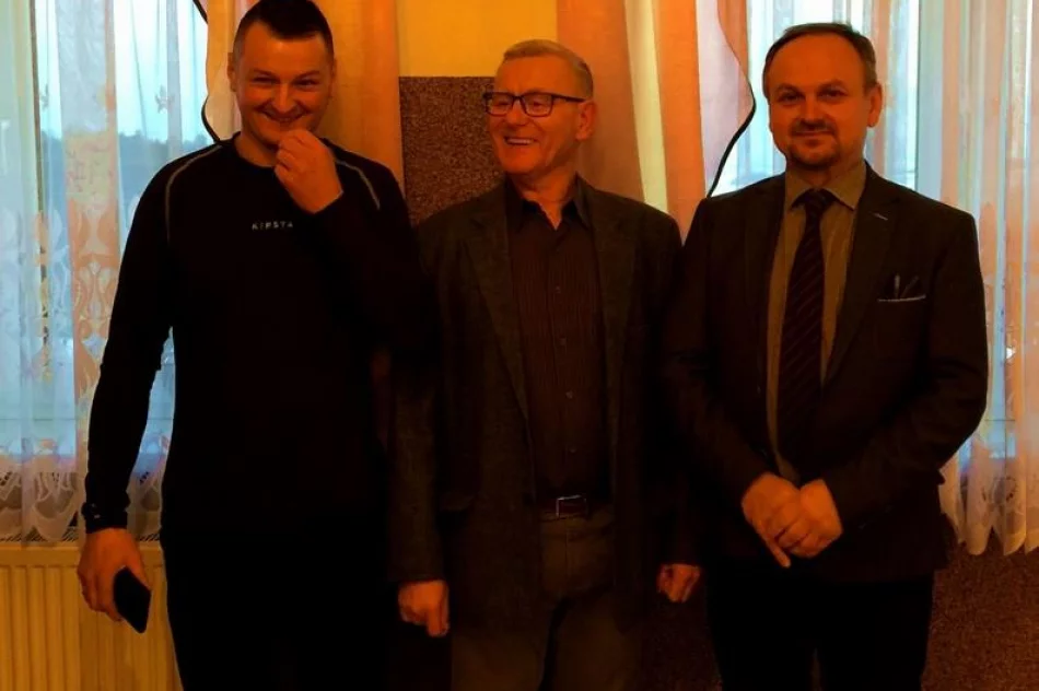 II Turniej Tenisa Stołowego o Puchar Dyrektora Szkoły Podstawowej w Wysokiem - zdjęcie 16