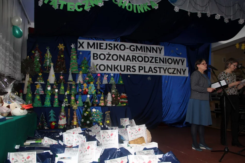 X Miejsko - Gminny Konkurs Plastyczny „Świąteczna choinka” w Rupniowie  - zdjęcie 2