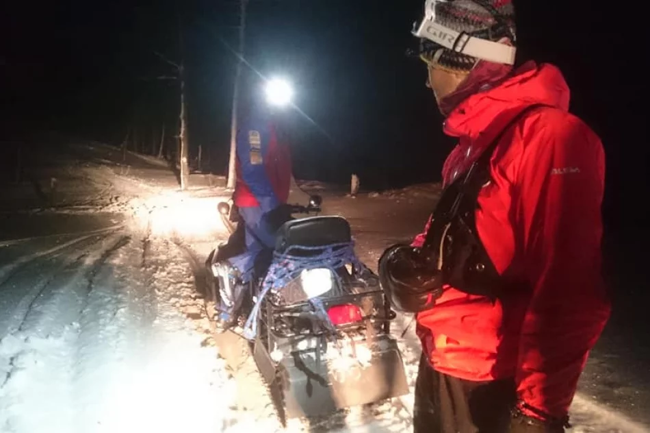 Całą noc przedzierał się przez las i zaspy. Turystę, który zgubił szlak, mobilizował pies. Trwa kolejna akcja - zdjęcie 2