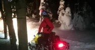 Całą noc przedzierał się przez las i zaspy. Turystę, który zgubił szlak, mobilizował pies. Trwa kolejna akcja - zdjęcie 4