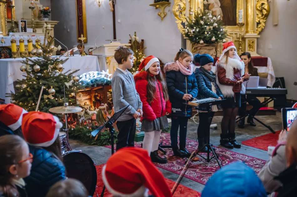 Młodzi muzycy kolędowali w swoich rodzinnych stronach - zdjęcie 5