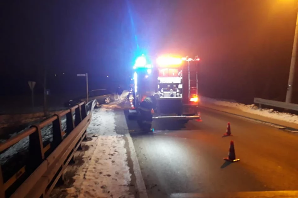 Kolizja na drodze powiatowej - zdjęcie 2