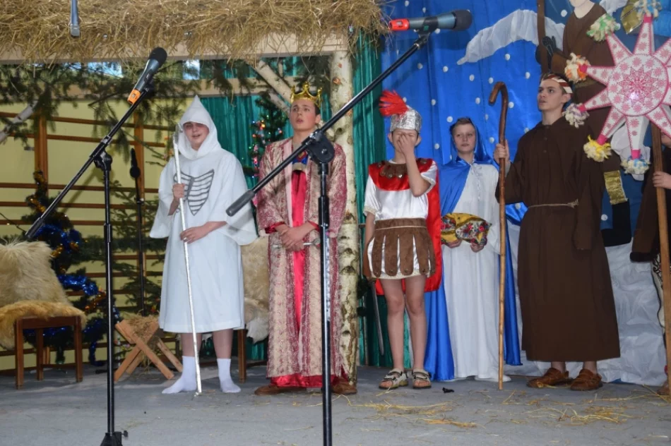 Jubileuszowy przegląd grup kolędniczych z całej Limanowszczyzny - zdjęcie 4
