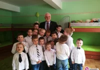 Wiosenni goście w Ośrodku Opiekuńczo-Wychowawczym w Żmiącej - zdjęcie główne