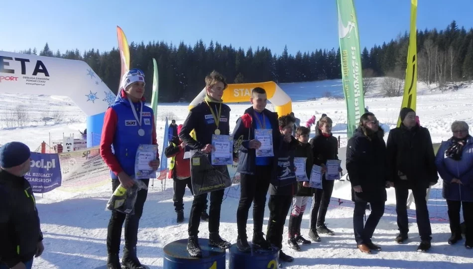 Wysoka frekwencja rywalizacji na stokach Mogielicy - zdjęcie 1