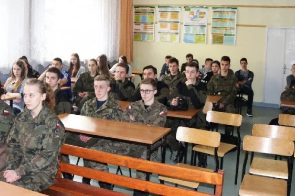 Policja szkoli Strzelców - zdjęcie 2