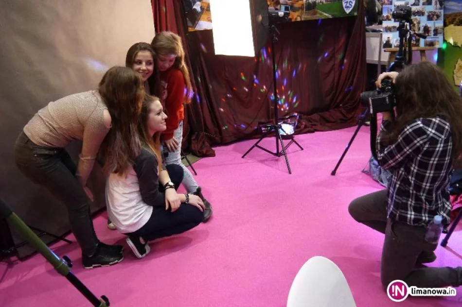 Sukces na targach – tłumy odwiedziły stoiska ZSTI - zdjęcie 4