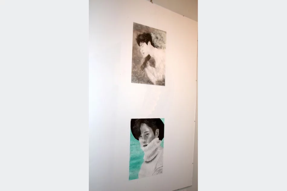 Różnorodnymi technikami plastycznymi prezentują „Piękno Dalekiego Wschodu” - zdjęcie 13