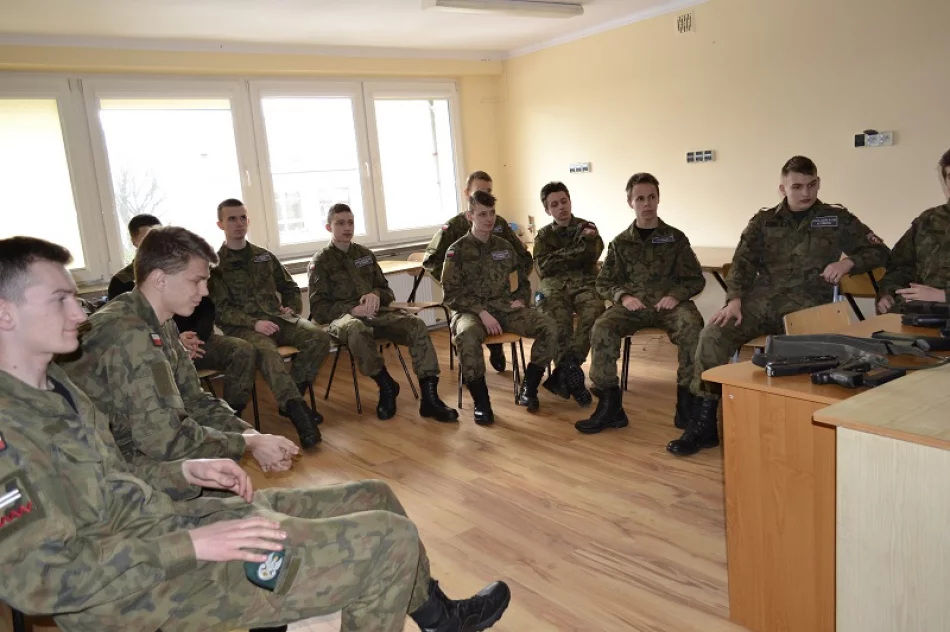 Straż Graniczna szkoliła tymbarskiego Strzelca - zdjęcie 2