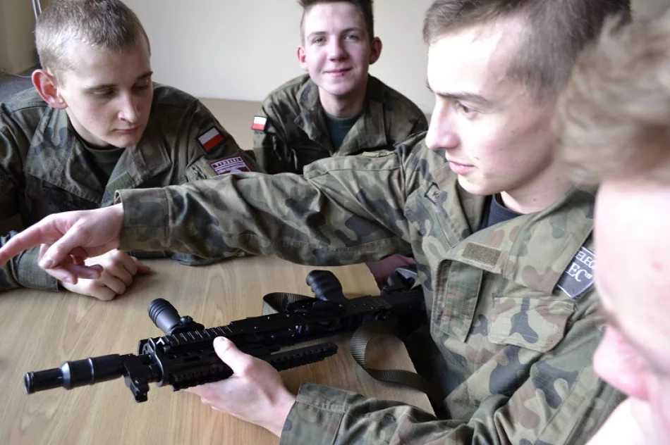 Straż Graniczna szkoliła tymbarskiego Strzelca - zdjęcie 4