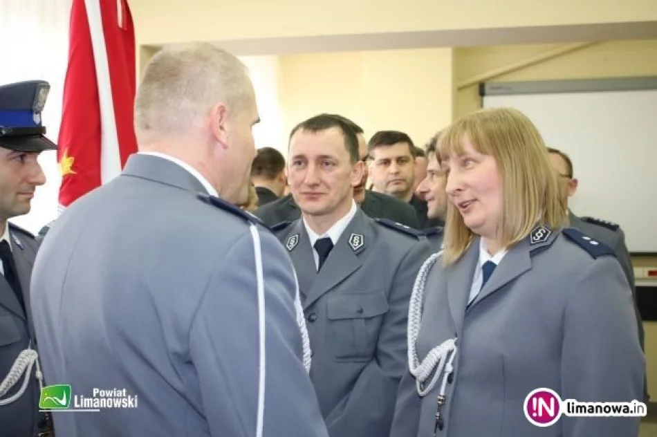 Pożegnali zastępcę komendanta. Odszedł z jednostki po 15 latach służby - zdjęcie 3