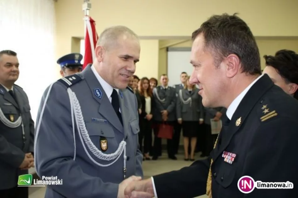 Pożegnali zastępcę komendanta. Odszedł z jednostki po 15 latach służby - zdjęcie 4