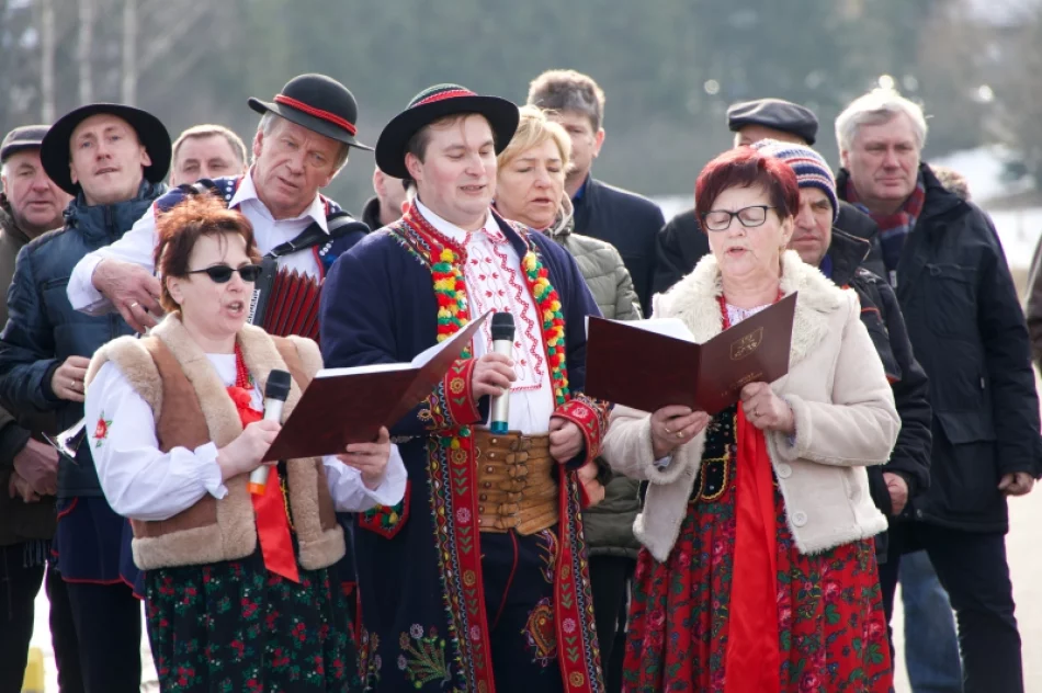 Poświęcono i uroczyście oddano do użytku "polityczny" most - zdjęcie 7