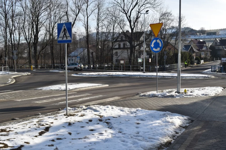 Przebudowana droga powiatowa w Jodłowniku i Wilkowisku została odebrana - zdjęcie 2