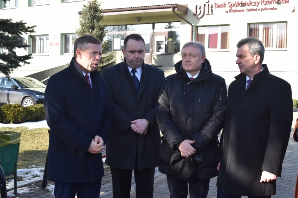 Przebudowana droga powiatowa w Jodłowniku i Wilkowisku została odebrana - zdjęcie 4