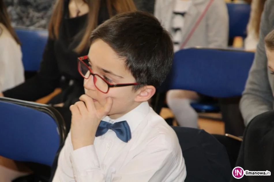 Konkurs recytatorski poświęcony 'czarodziejowi słowa' - zdjęcie 2