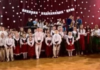 Noworoczne kolędowanie w ZSTI - zdjęcie główne