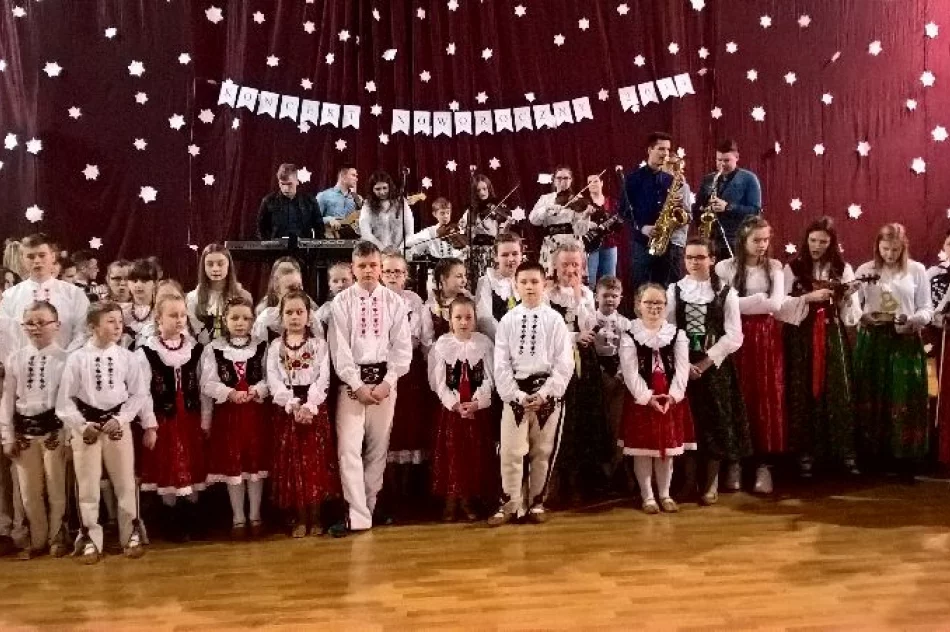 Noworoczne kolędowanie w ZSTI - zdjęcie 7