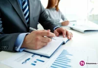 'Pobierają wynagrodzenie za solidną pracę, a nie za koligacje rodzinne' - zdjęcie główne