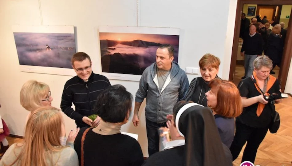 Kapłan w fotografii ukazuje piękno stworzenia - zdjęcie 1