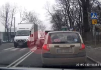 Ku przestrodze! O krok od tragedii na przejściu dla pieszych - zdjęcie główne