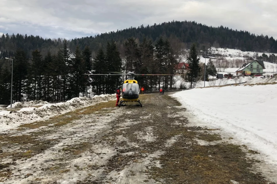 Akcja pogotowia, GOPR i LPR na stoku - zdjęcie 2