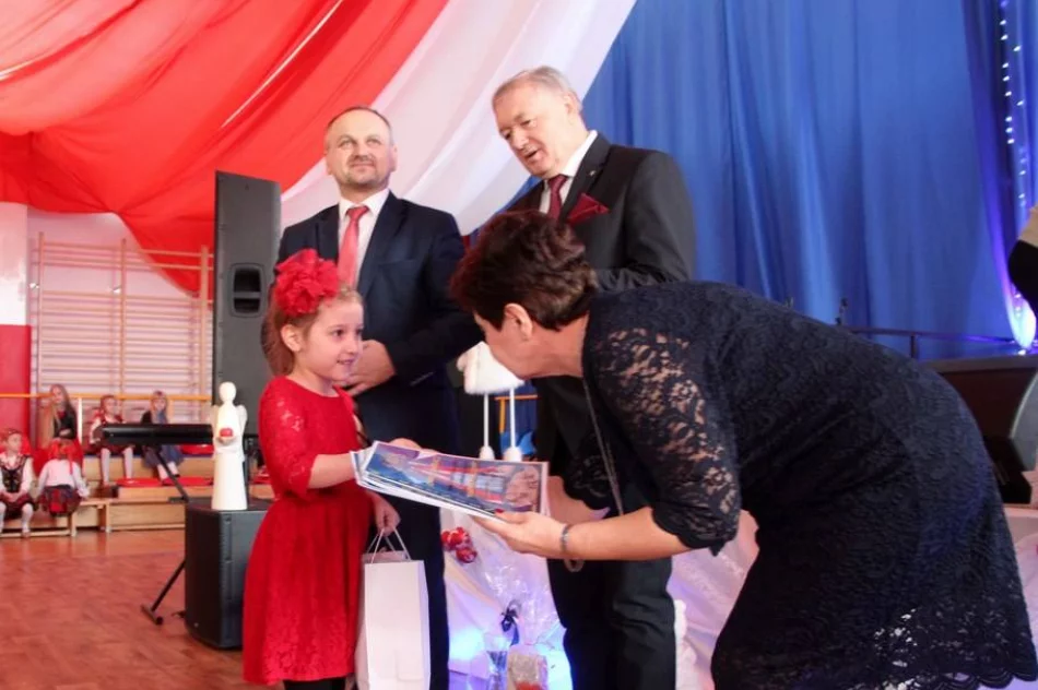 Koncert laureatów Festiwalu Kolęd „MALEŃKIEMU JEZUSOWI” w Pasierbcu - zdjęcie 4