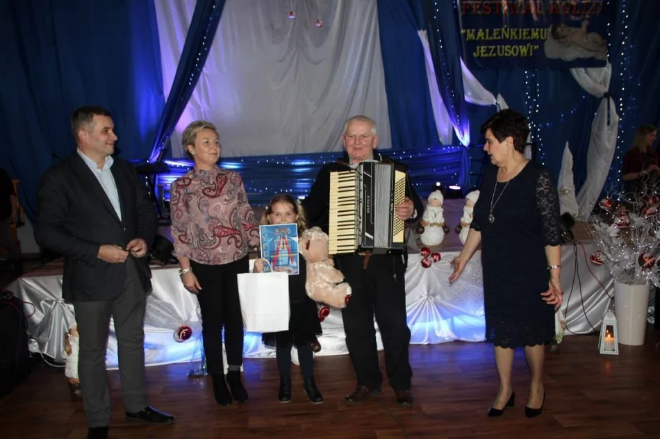 Koncert laureatów Festiwalu Kolęd „MALEŃKIEMU JEZUSOWI” w Pasierbcu - zdjęcie 8