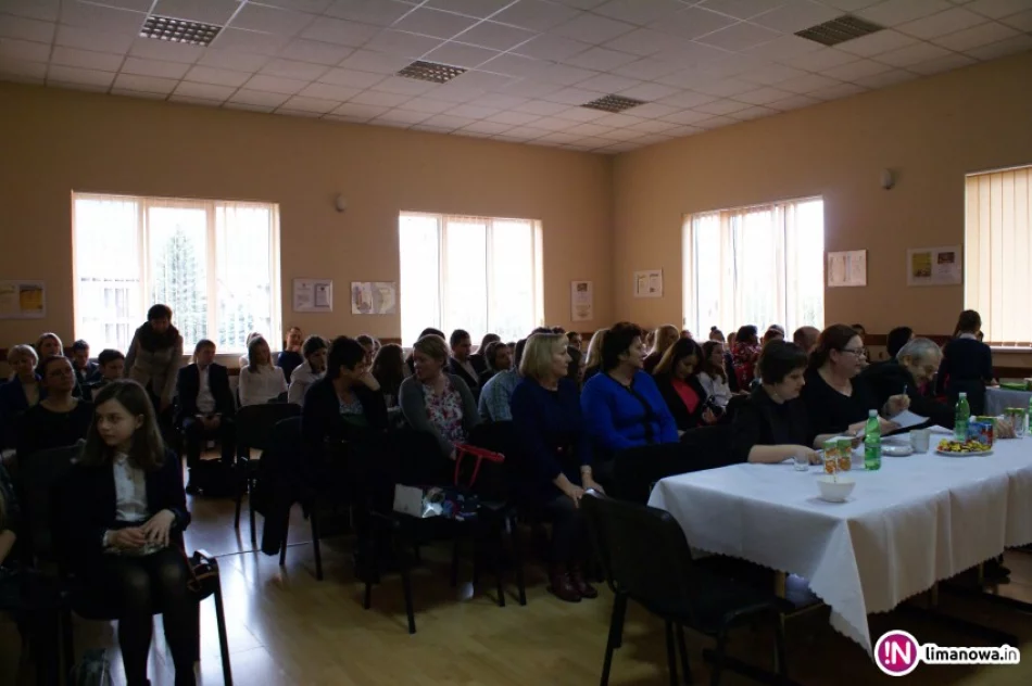 Znamy zwycięzców Powiatowego Konkursu Poezji Księdza Jana Twardowskiego (wyniki) - zdjęcie 4