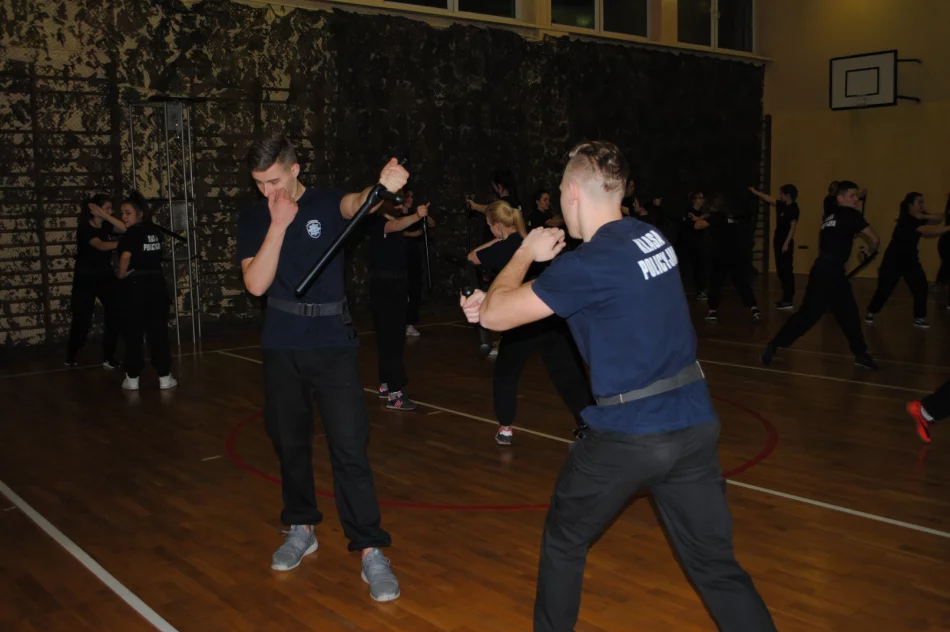 Zimowy obóz klas policyjnych - zdjęcie 8