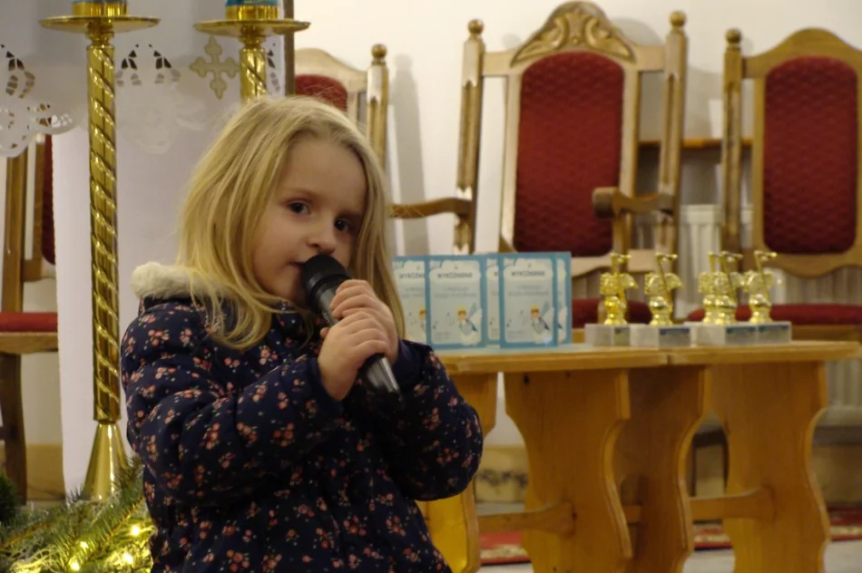 VI Przegląd Kolęd i Pastorałek w Starej Wsi - zdjęcie 18