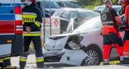 ​Zderzenie osobówki z ciężarówką - zdjęcie 2