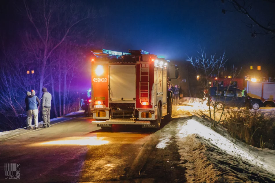 Służby wyjaśniają okoliczności tragedii. Zatrzymano operatora koparki, który nie udzielił pomocy poszkodowanym - zdjęcie 4