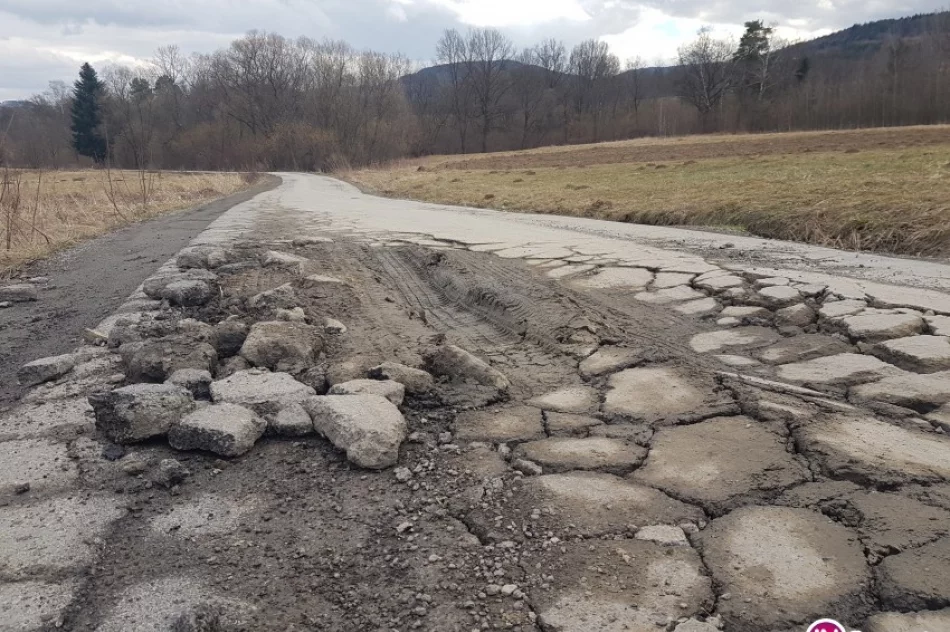 Fotointerwencja: 'Droga...' - zdjęcie 2