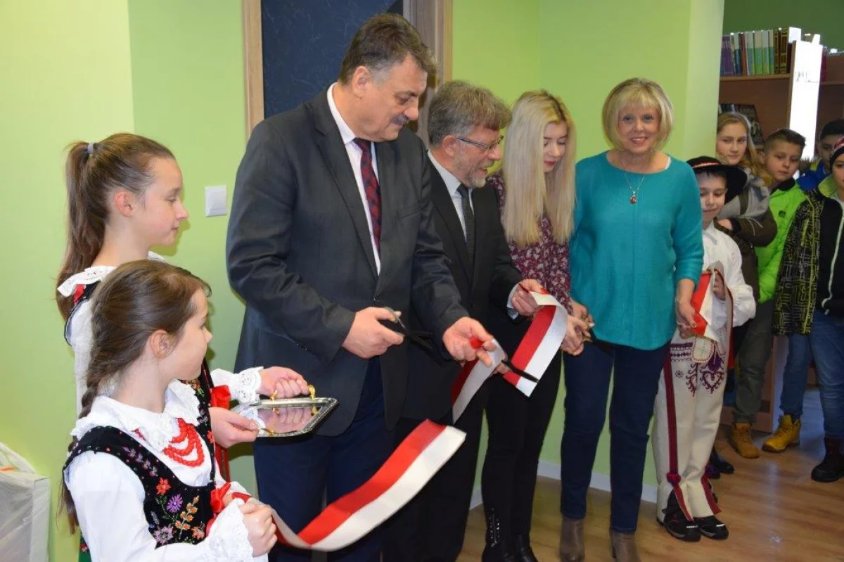 Nowy lokal biblioteki w Łostówce