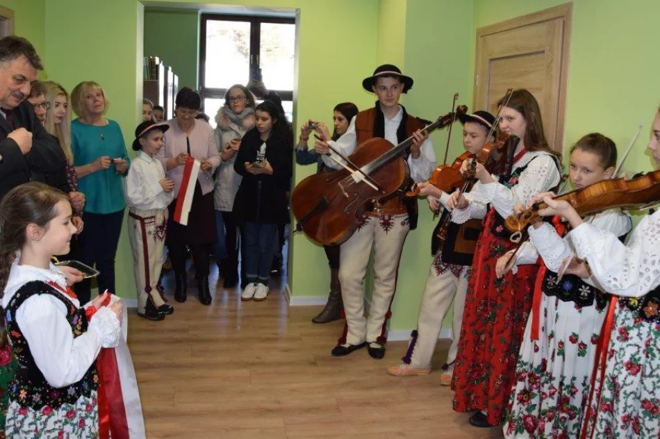 Nowy lokal biblioteki w Łostówce - zdjęcie 13