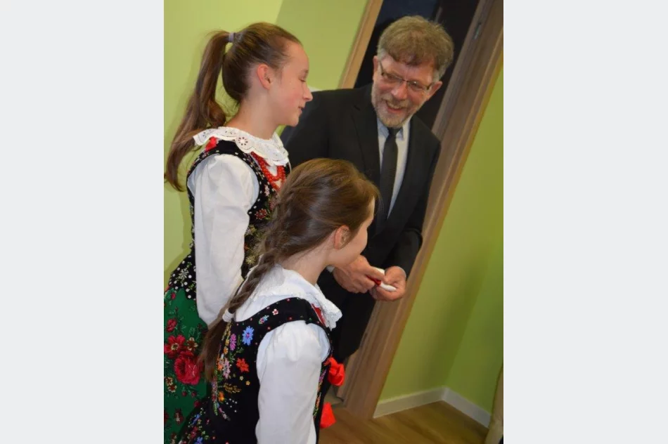 Nowy lokal biblioteki w Łostówce - zdjęcie 16