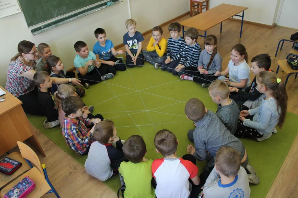 Dzień Bezpiecznego Internetu w Szkole Podstawowej w Nowym Rybiu - zdjęcie 3