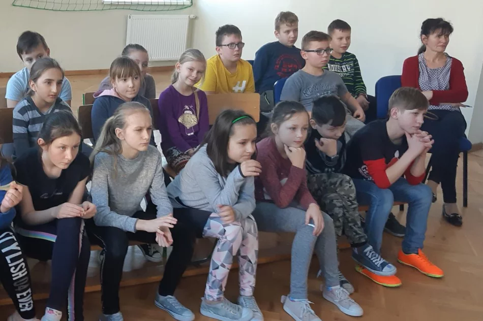 Dzień Bezpiecznego Internetu w Szkole Podstawowej w Nowym Rybiu - zdjęcie 10