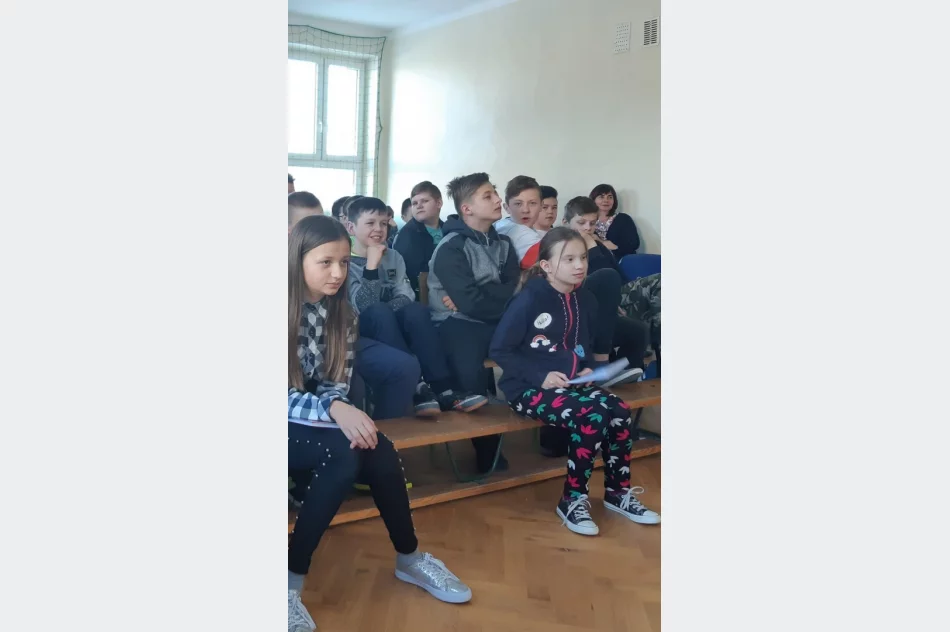 Dzień Bezpiecznego Internetu w Szkole Podstawowej w Nowym Rybiu - zdjęcie 14