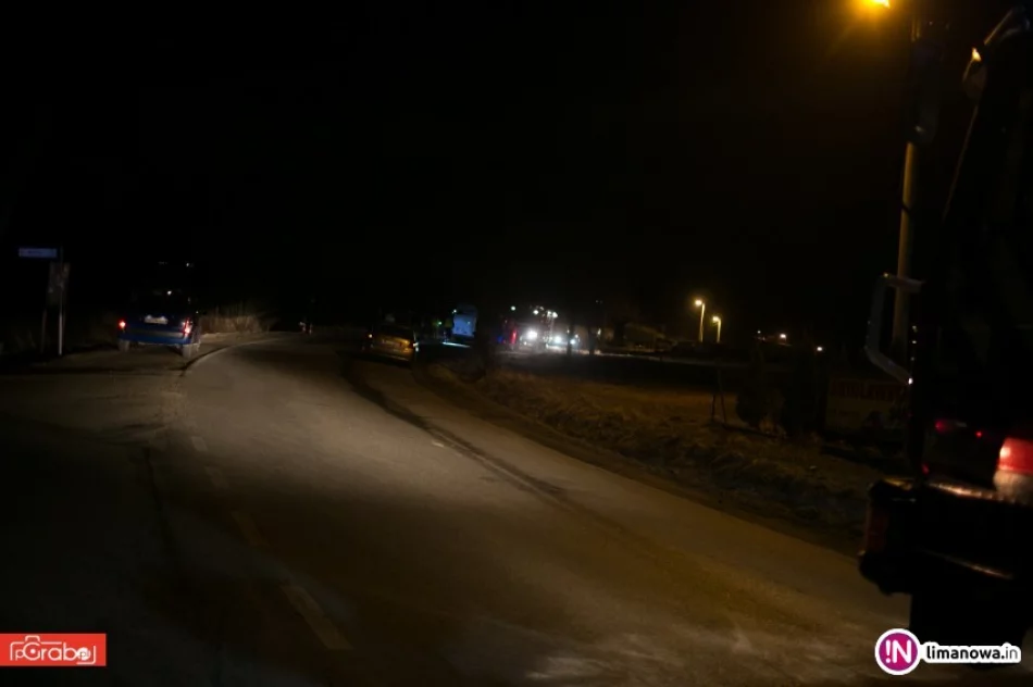 52-latek zginął pod kołami busa. Mężczyzna prawdopodobnie leżał na jezdni - zdjęcie 2