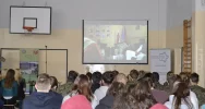 Młodzież spotyka się z weteranami walk  - zdjęcie 4