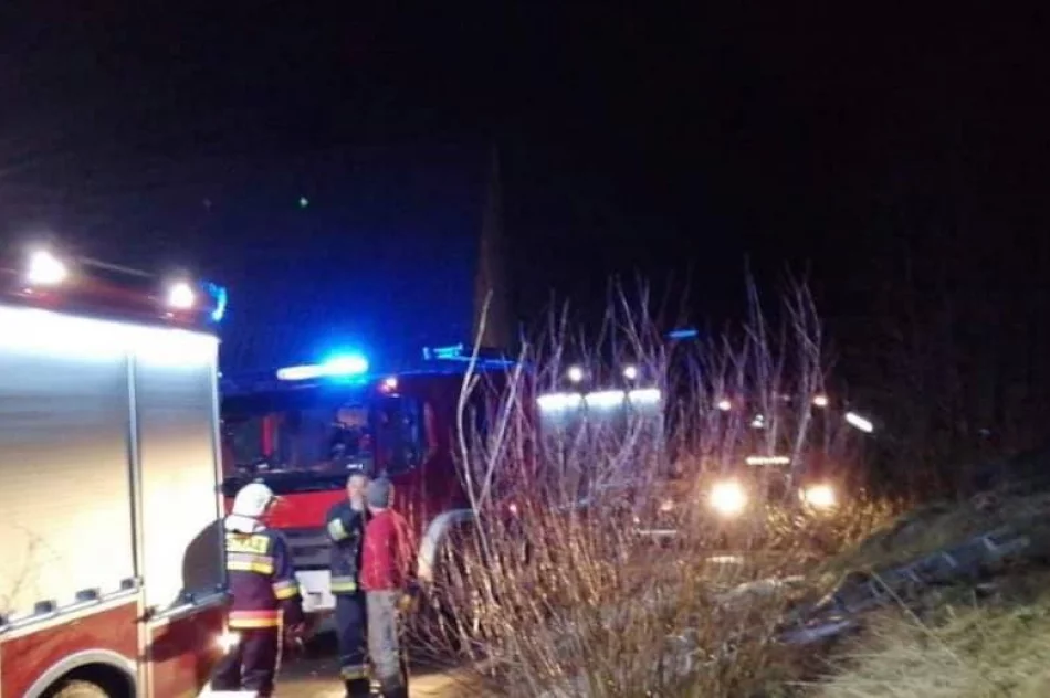 Nocny pożar - strażacy ewakuowali domowników przez balkon - zdjęcie 3